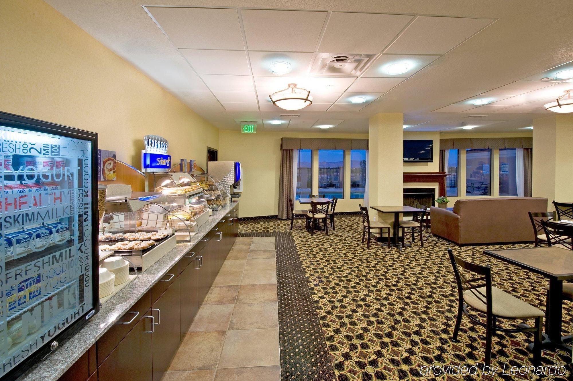 Holiday Inn Express & Suites Willcox Ngoại thất bức ảnh